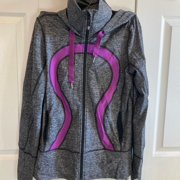 Like New Lululemon Define Jacket - Size 10 - Picture 1 of 2